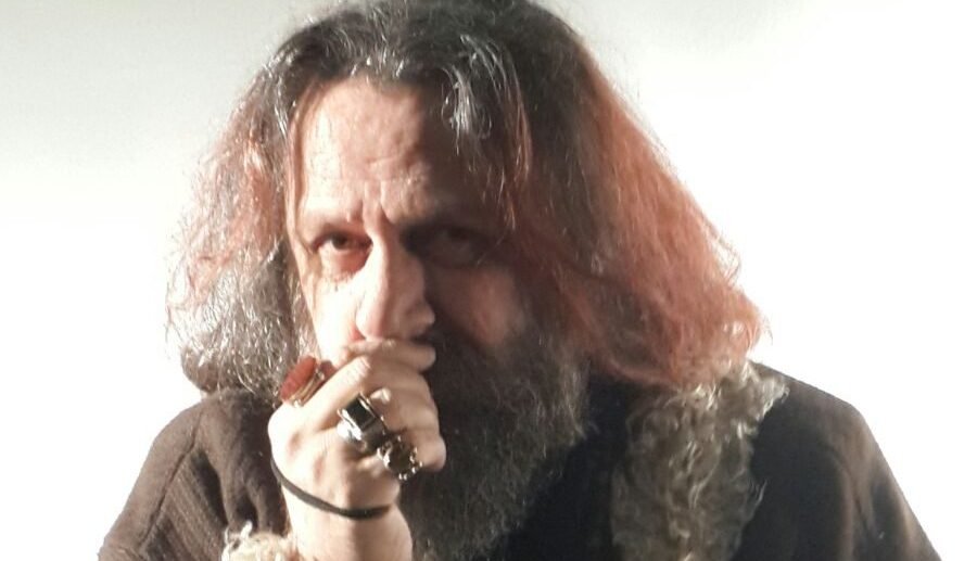 MEKÂNSIZ ÂŞIK: CAVİT MURTEZAOĞLU