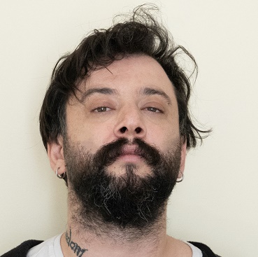 Hakan Böcek, Akustik Projesinin İkinci Bölümünü Yayımladı “Mevsimler”