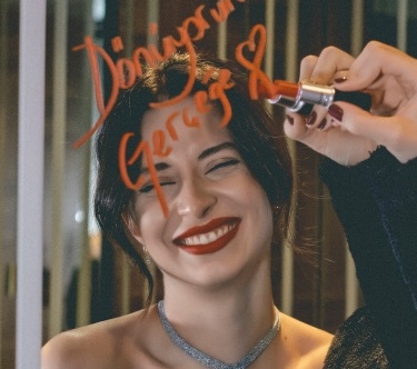 İdil Ateş’ten Yeni Tekli “Dönüyorum Gerçeğe”