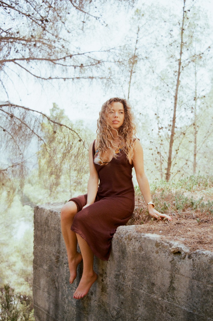Nilüfer Yanya - Call It Love
